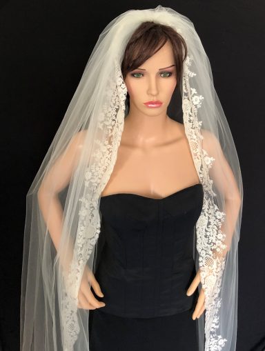 Lace veil