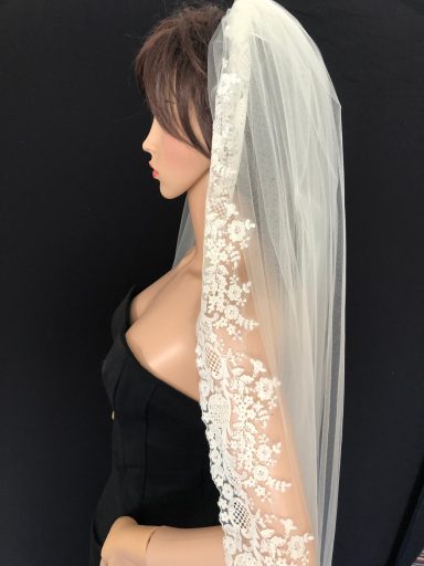 Lace veil