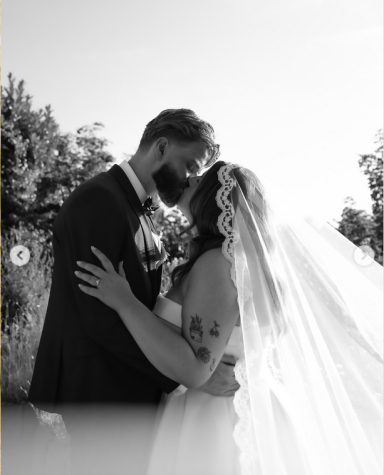 Aimee Lace mantilla wdding veil