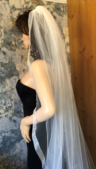 organza ribbon veil